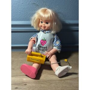 Vintage Sweet Cookie Doll with Kitchen Play Mixer Toy‎ Outfit Playset EUC